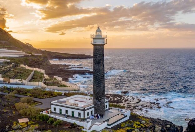 Hotel Faro de Punta Cumplida