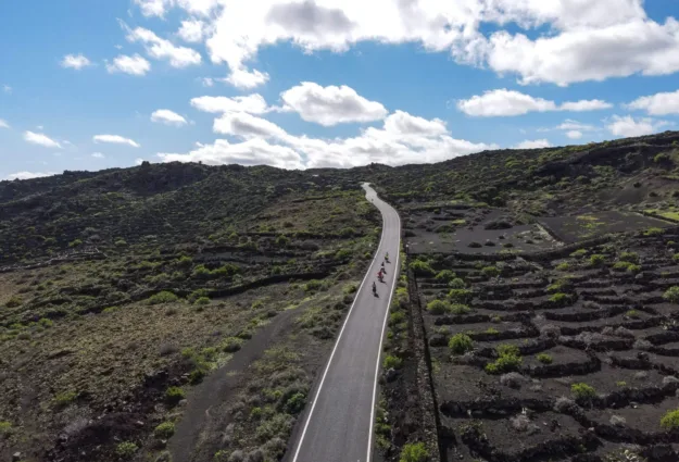 63e4f0a6d2fd9c070e72cee0_RutaVino-6-scaled