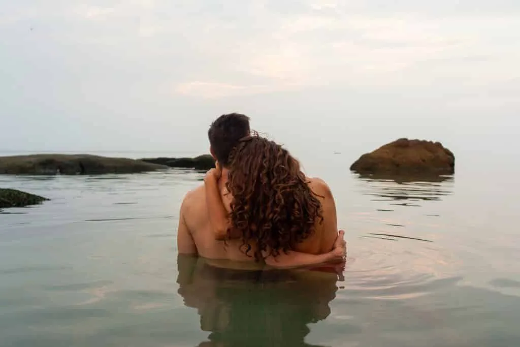 playas nudistas en pareja